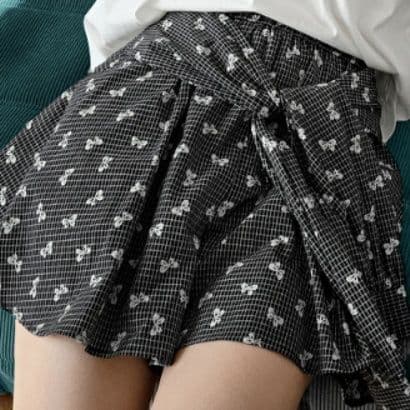 チェックパンツ 花柄リボン付きプリーツスカート