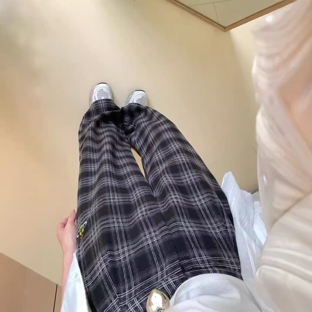 チェックパンツ グレンチェック柄 遊び心刺繍入りゆったりパンツ