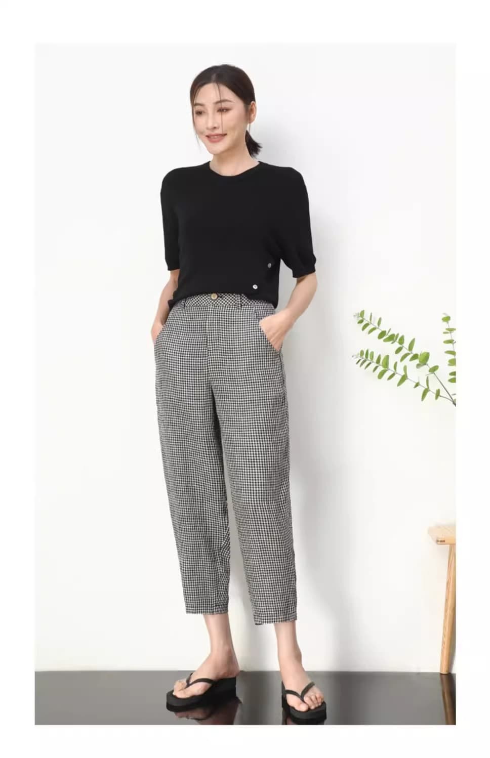 チェックパンツ 白黒 微細格子柄のゆったりクロップドパンツ