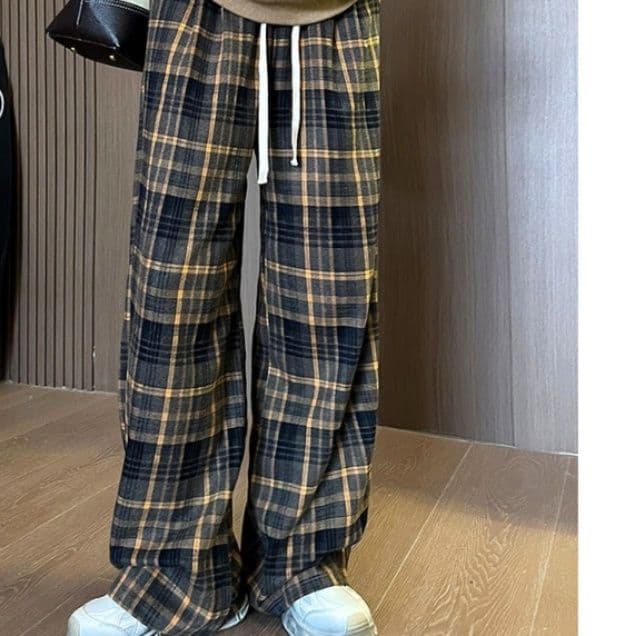 チェックパンツ ゆったり着こなし 格子柄ワイドパンツ