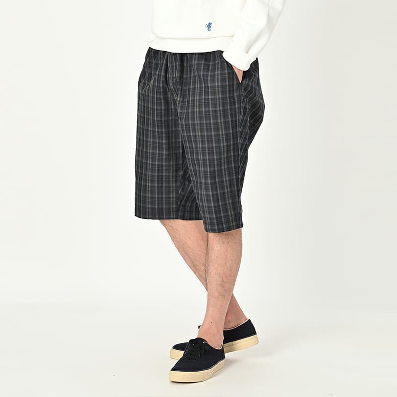 チェックパンツ ショート リラックス感溢れる格子柄ショートパンツ
