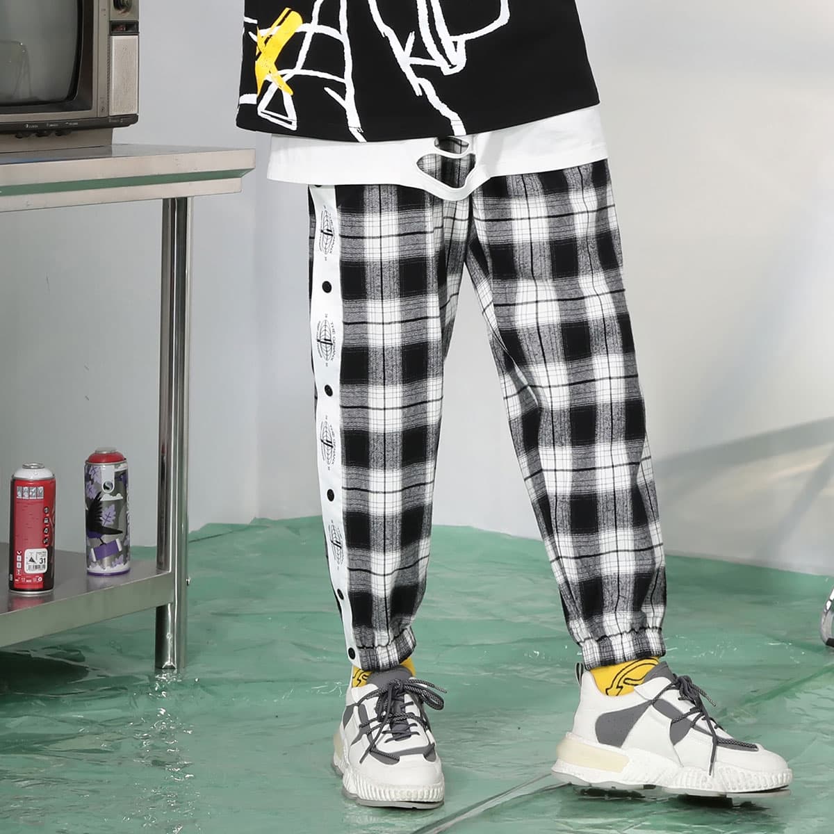 チェックパンツ サイドライン入りリラックス